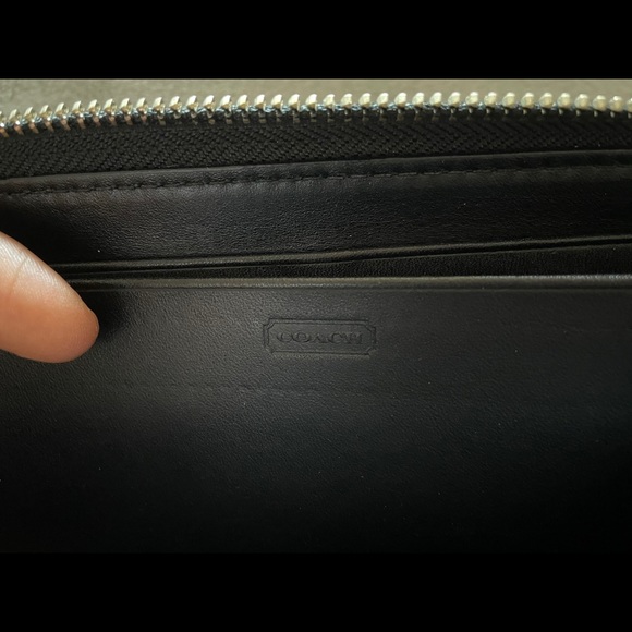 Coach Wallet - Picture 5 of 10